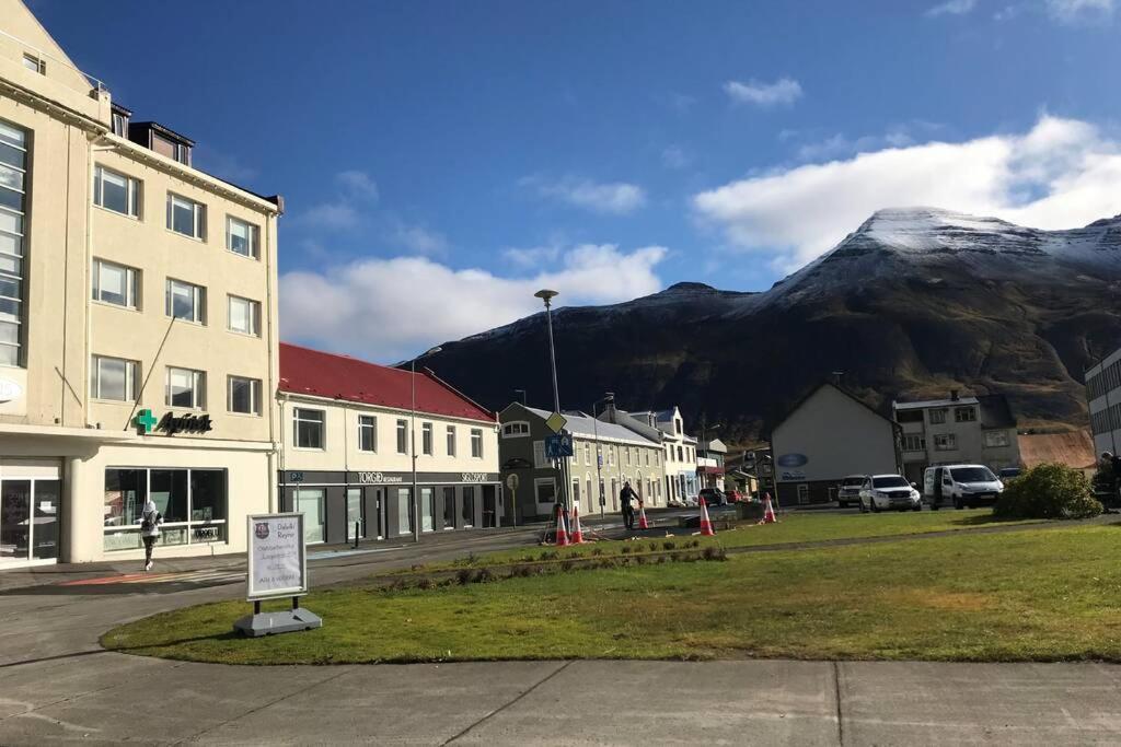 House With A Warm Soul In North Iceland Siglufjordur Dış mekan fotoğraf